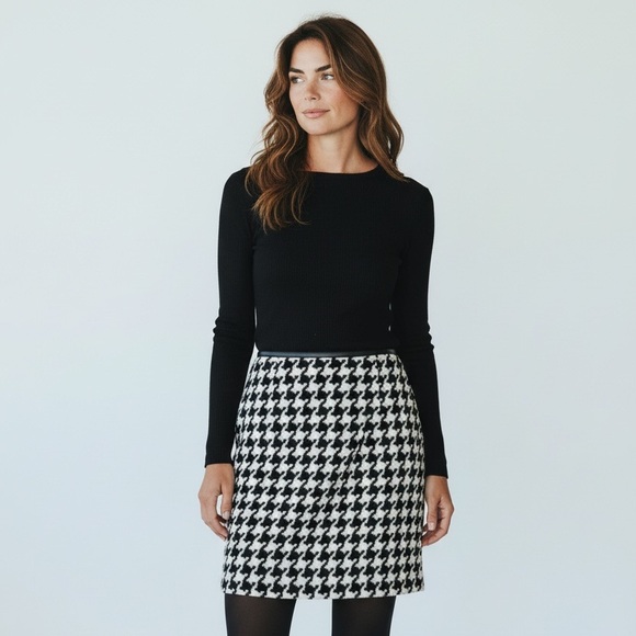 Talbots Petites 6P Wool Blend Houndstooth Pencil Skirt Black White Classic Caree - Picture 2 of 5